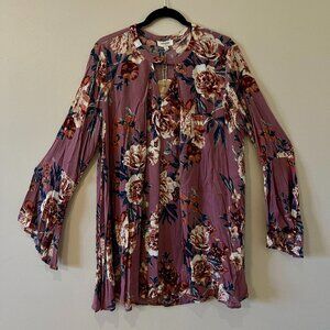 Umgee women’s large Floral Bell Sleeve Keyhole Mini Dress Mauve Purple Boho